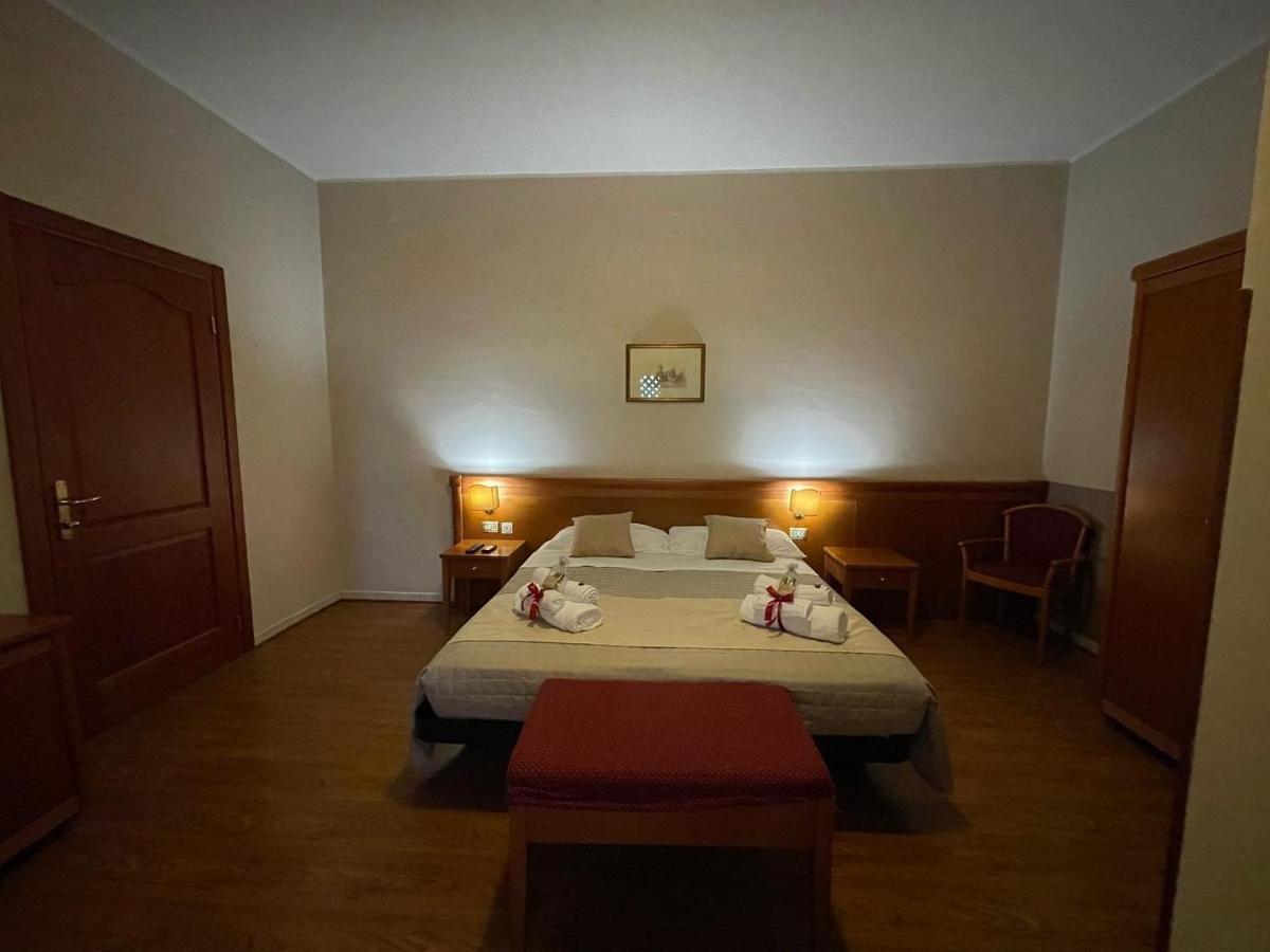 Hotel La Terrazza Dei Ciliegi Santa Maria Degli Angeli  Exterior foto
